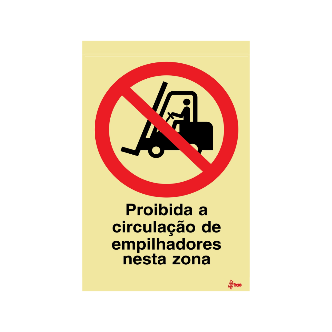 Warning sign: Before cleaning electrical equipment, disconnect it from the power source - OB0241